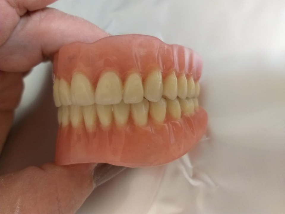 Laboratorium protetyczne AURUM DENTAL LABOR