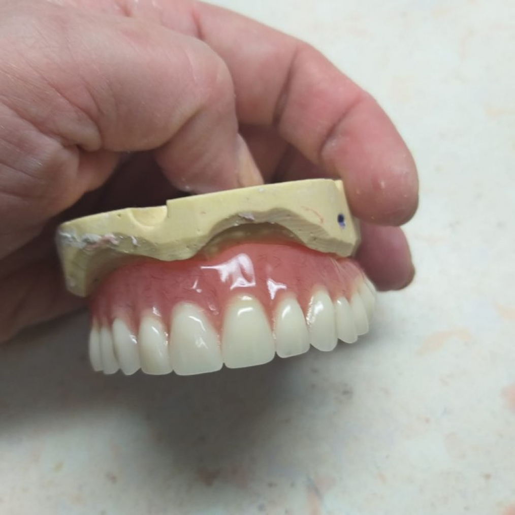 Laboratorium protetyczne AURUM DENTAL LABOR